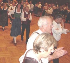 2006MVF18.JPG (23824 Byte)