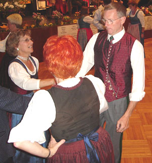 2006MVF27.JPG (33541 Byte)